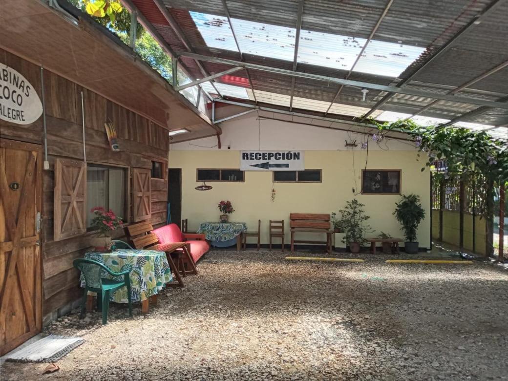 Cabinas Coco Alegre ภายนอก รูปภาพ