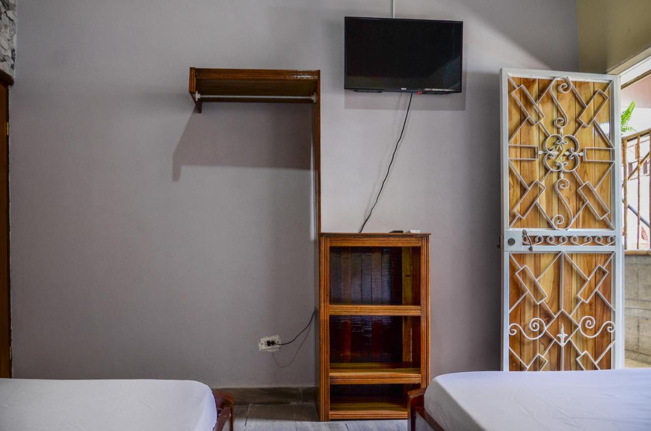 Cabinas Coco Alegre ภายนอก รูปภาพ